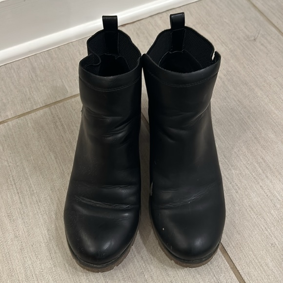 Kork-Ease beauties vegan leather booties 7.5 - Picture 4 of 6